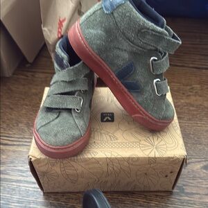 Veja Green and Red High-Top Sneakers with Velcro Straps